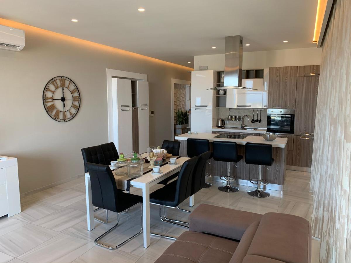 Artist Terrace Apartments Mellieħa Kültér fotó