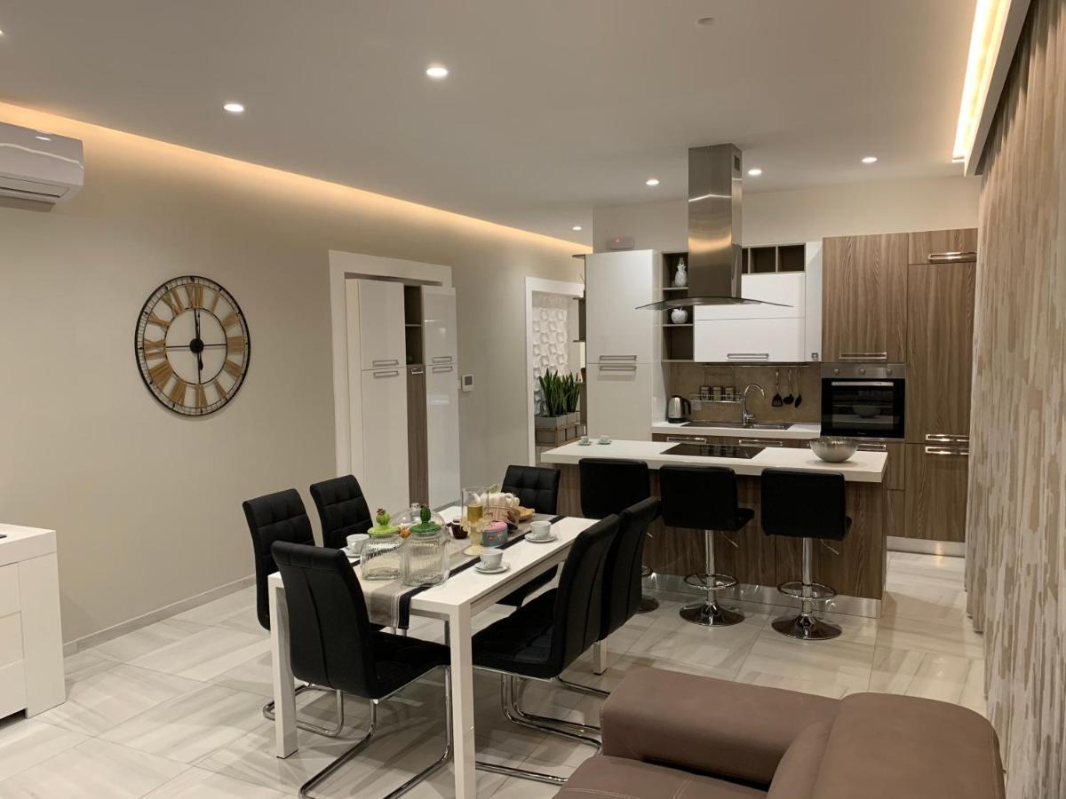 Artist Terrace Apartments Mellieħa Kültér fotó