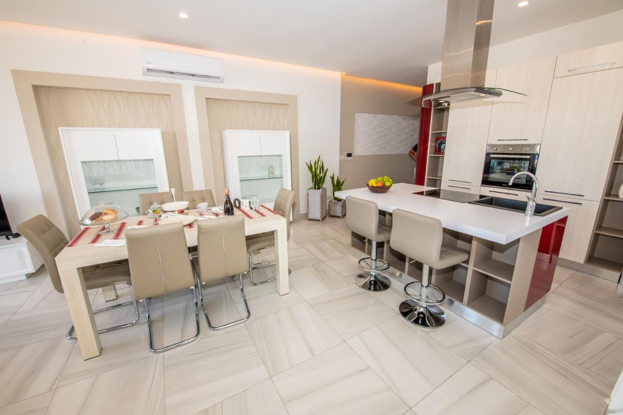 Artist Terrace Apartments Mellieħa Kültér fotó